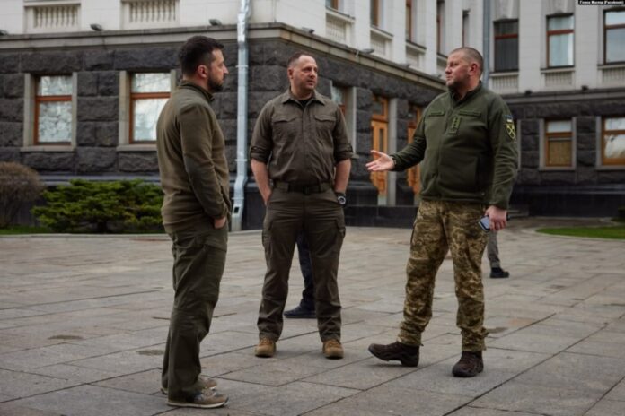 Неочікувані розвідки: Що приховується за новими деталями зустрічі Зеленського і Залужного від WP?