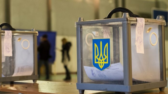 Опитування показало кого не хочуть бачити українці на виборах
