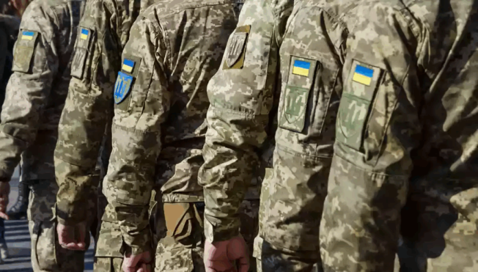 Зменшення чисельності ЗСУ є однією з основних вимог з боку РФ в рамках переговорного процесу – джерела
