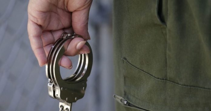 У селі Мотижин чоловік у стані сп’яніння забив матір до смерті