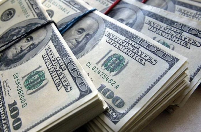 Українські банки допомагають виводити мільйони доларів під виглядом імпорту дронів