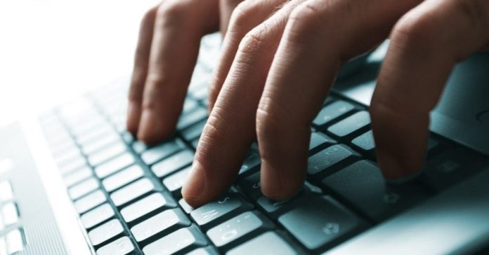 Денис Корнишев та його боротьба за чистоту інформаційного простору