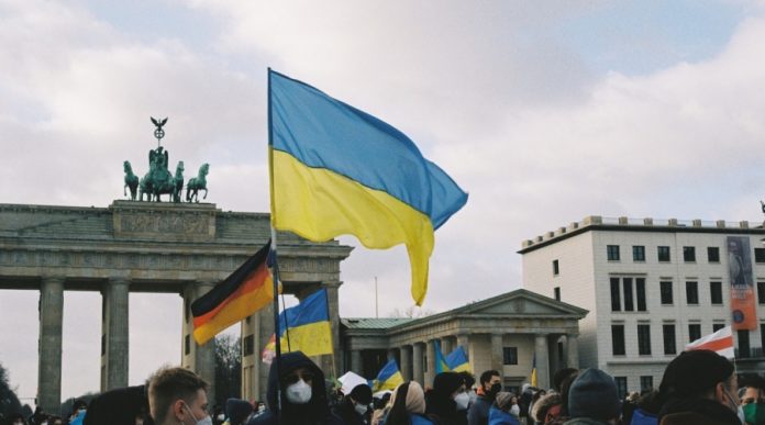 Німці виступають проти універсальних соціальних виплат для українських біженців