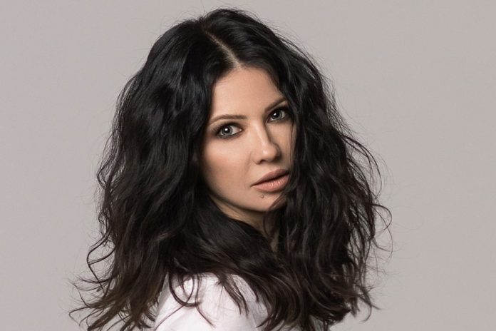 Lama розповіла про кохання з молодшим нареченим: історія, що почалася на узбережжі Херсонщини