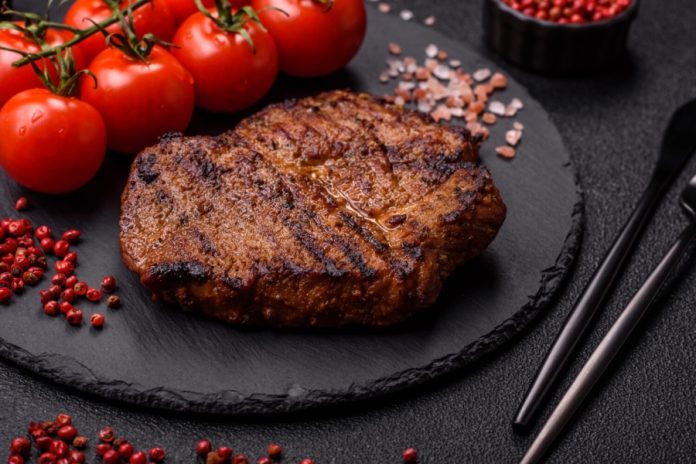 М’ясо та здоров’я серця: коли білок може стати ризиком
