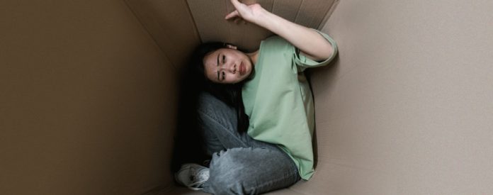 Панічні атаки: що насправді відбувається з організмом і як впоратися з кризовим станом