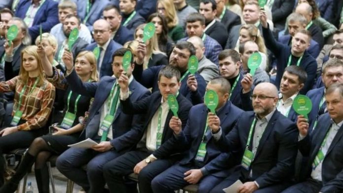 Посилення впливу забудовників та наслідки вибіркових рішень міської влади