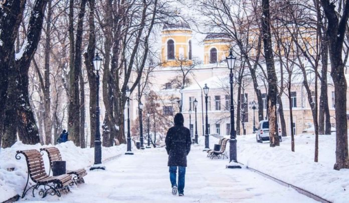 Різке похолодання накриє Україну: морози посиляться майже в усіх регіонах