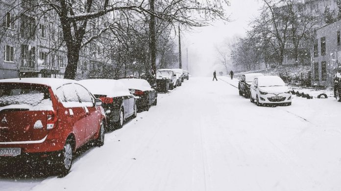 Погода в Україні 8 лютого: зміни після теплих днів