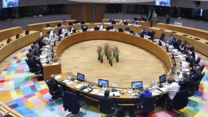 Україна отримає €90 мільярдів, але процес затягнеться — заява посла ЄС Катаріни Матернової