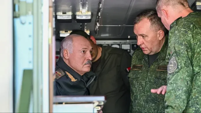 Лукашенко прагне уникнути залучення до військових дій